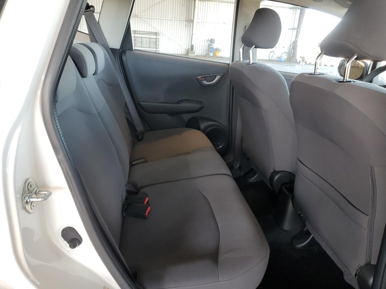 2010 Honda Fit VIN: JHMGE8H20AC013625 Lot: 85568345