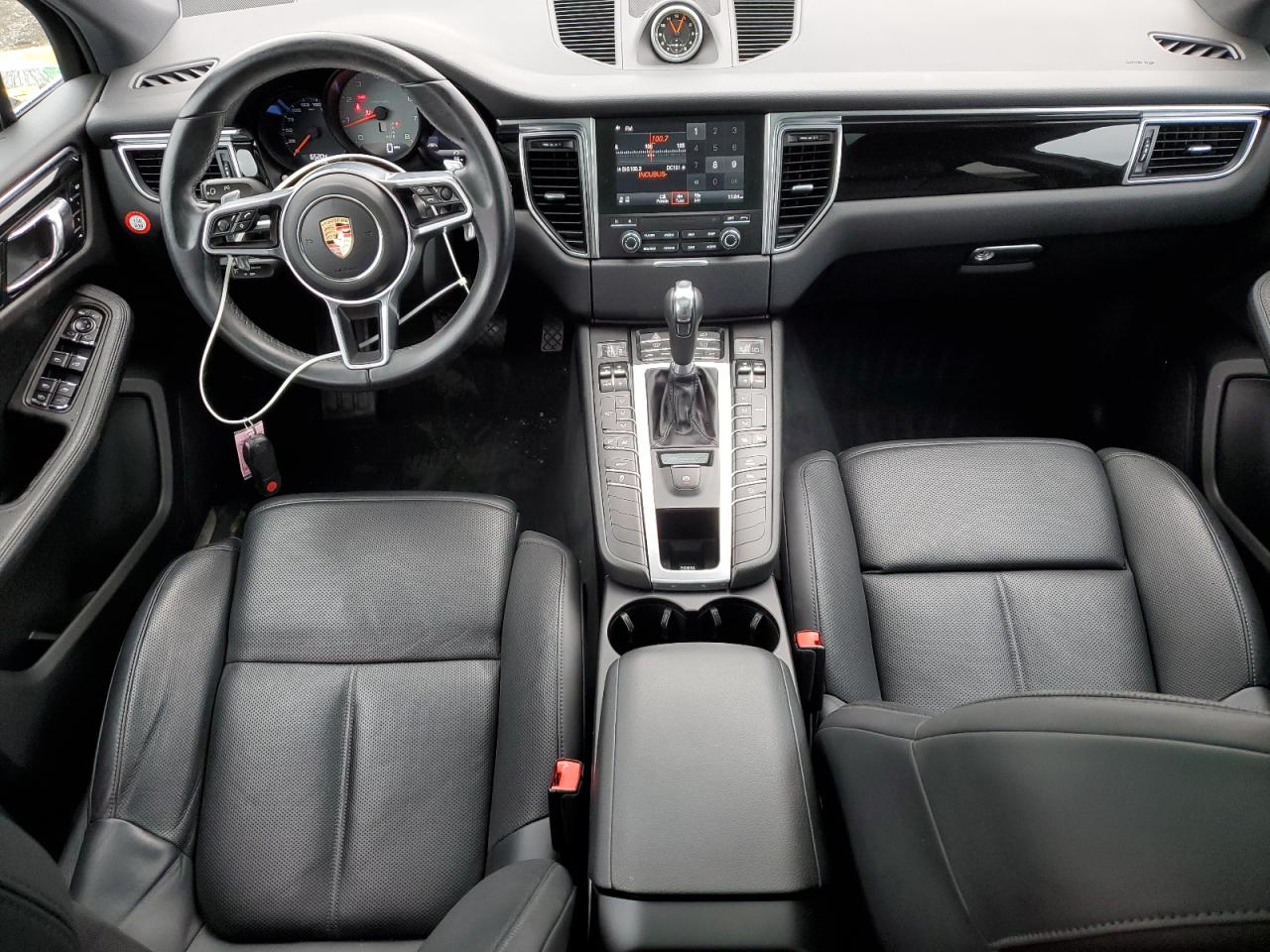 2017 Porsche Macan S VIN: WP1AB2A54HLB13852 Lot: 85577755