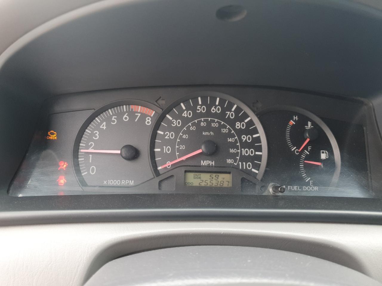 2005 Toyota Corolla Ce VIN: 2T1BR32EX5C335627 Lot: 86284765