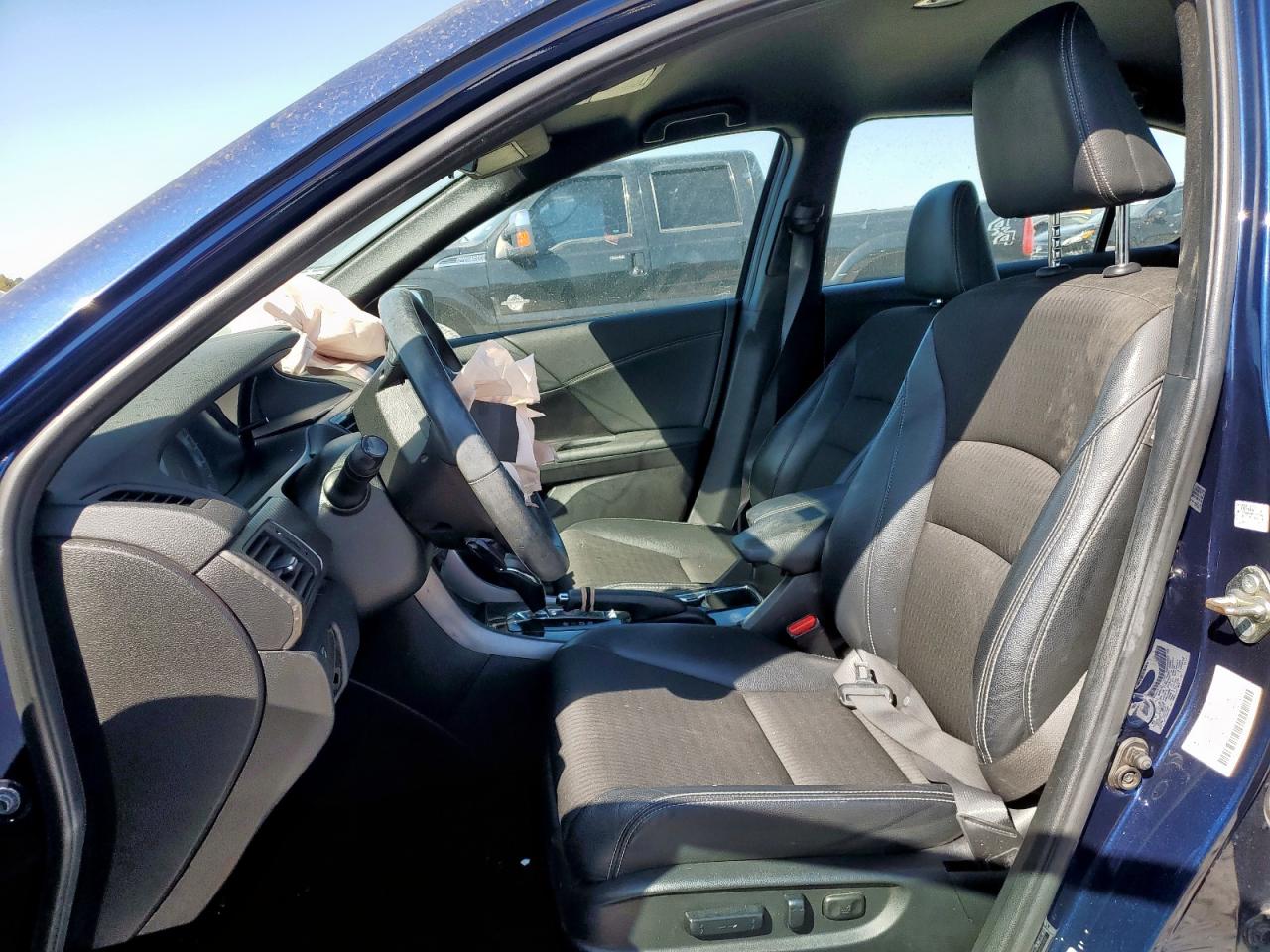 2017 Honda Accord Sport VIN: 1HGCR2F53HA216272 Lot: 82296615