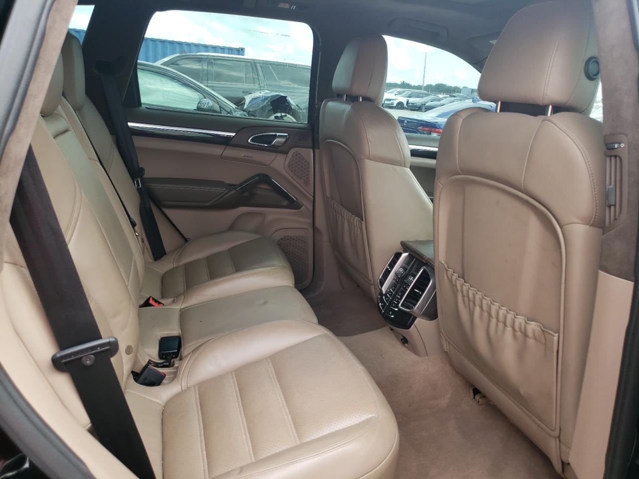 2012 Porsche Cayenne Turbo VIN: WP1AC2A27CLA82138 Lot: 86880645