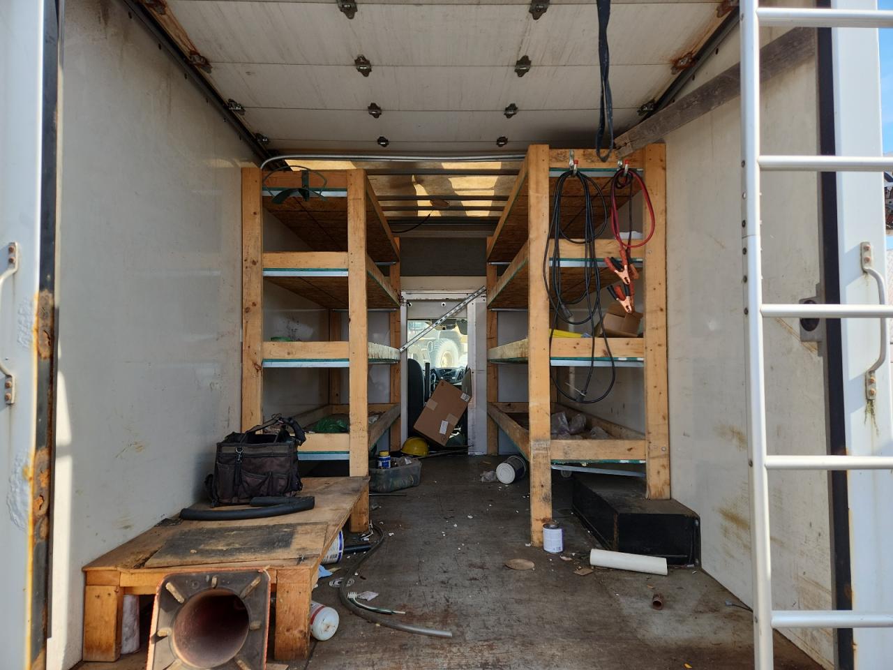 2016 Ford Transit Utility / Service Van VIN: 1FDBW7PM8GKA77203 Lot: 87309615