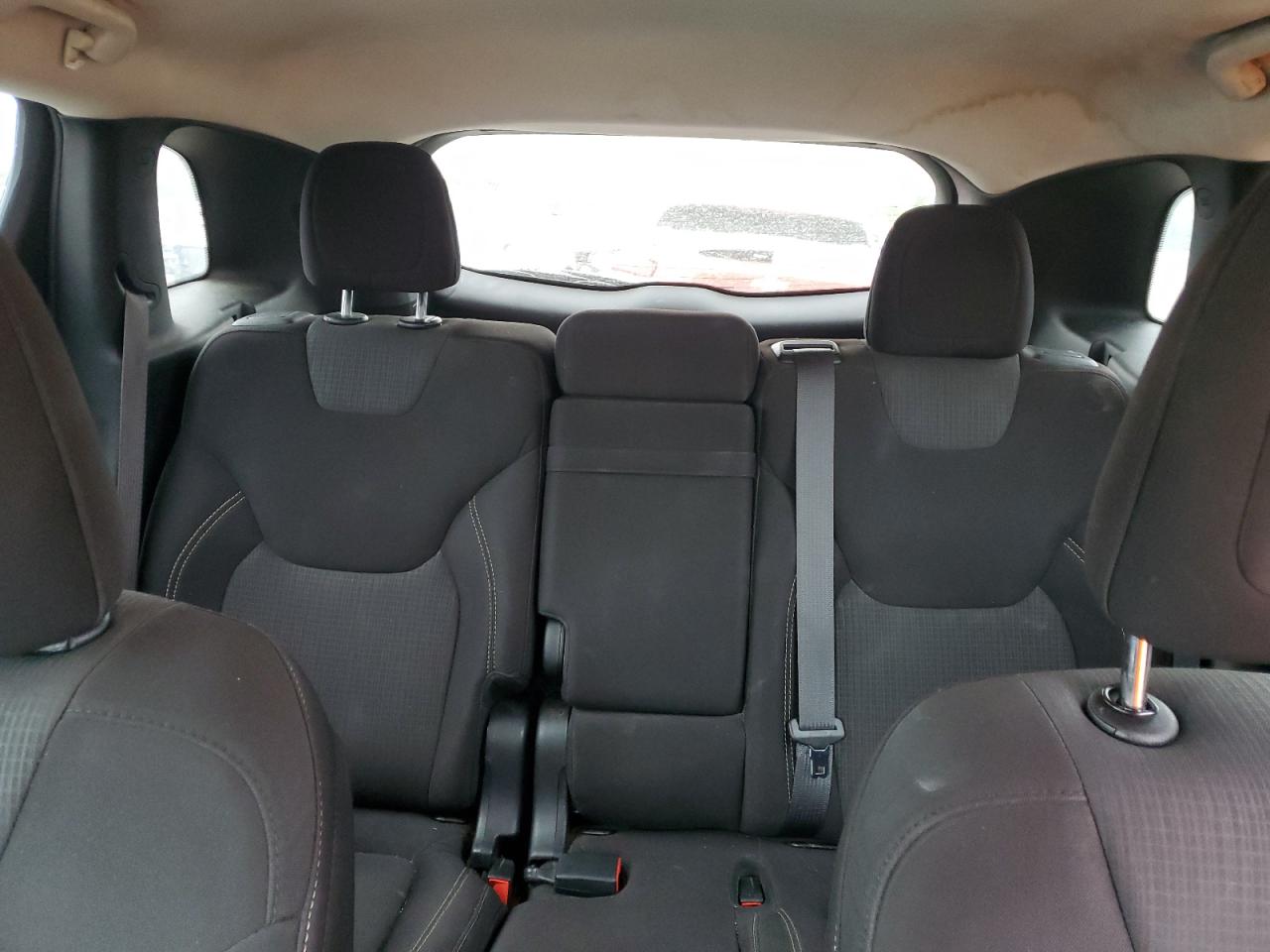 2015 Jeep Cherokee Latitude VIN: 1C4PJLCB4FW683160 Lot: 89504585