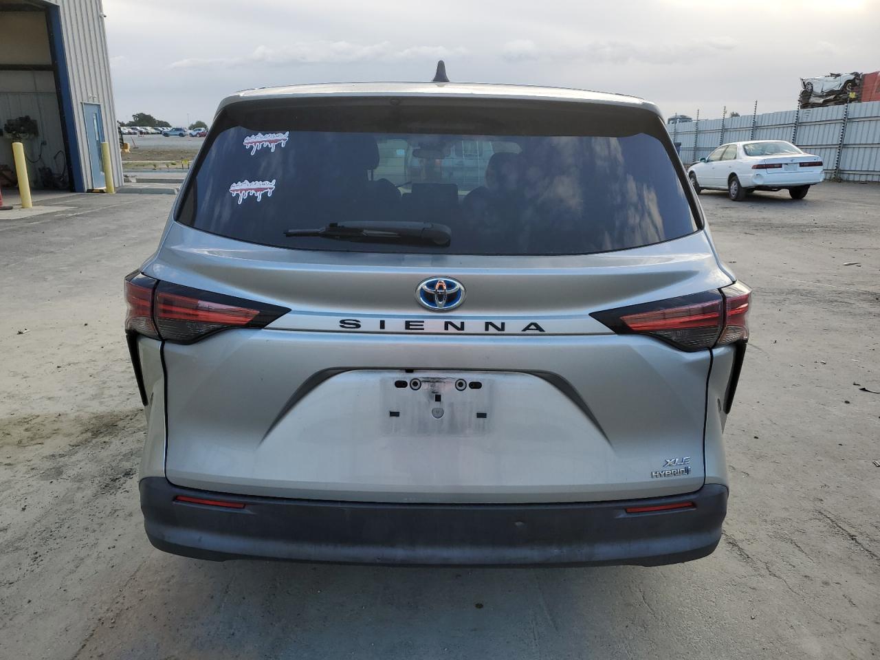 2021 Toyota Sienna Le VIN: 5TDKRKEC3MS020033 Lot: 86188755