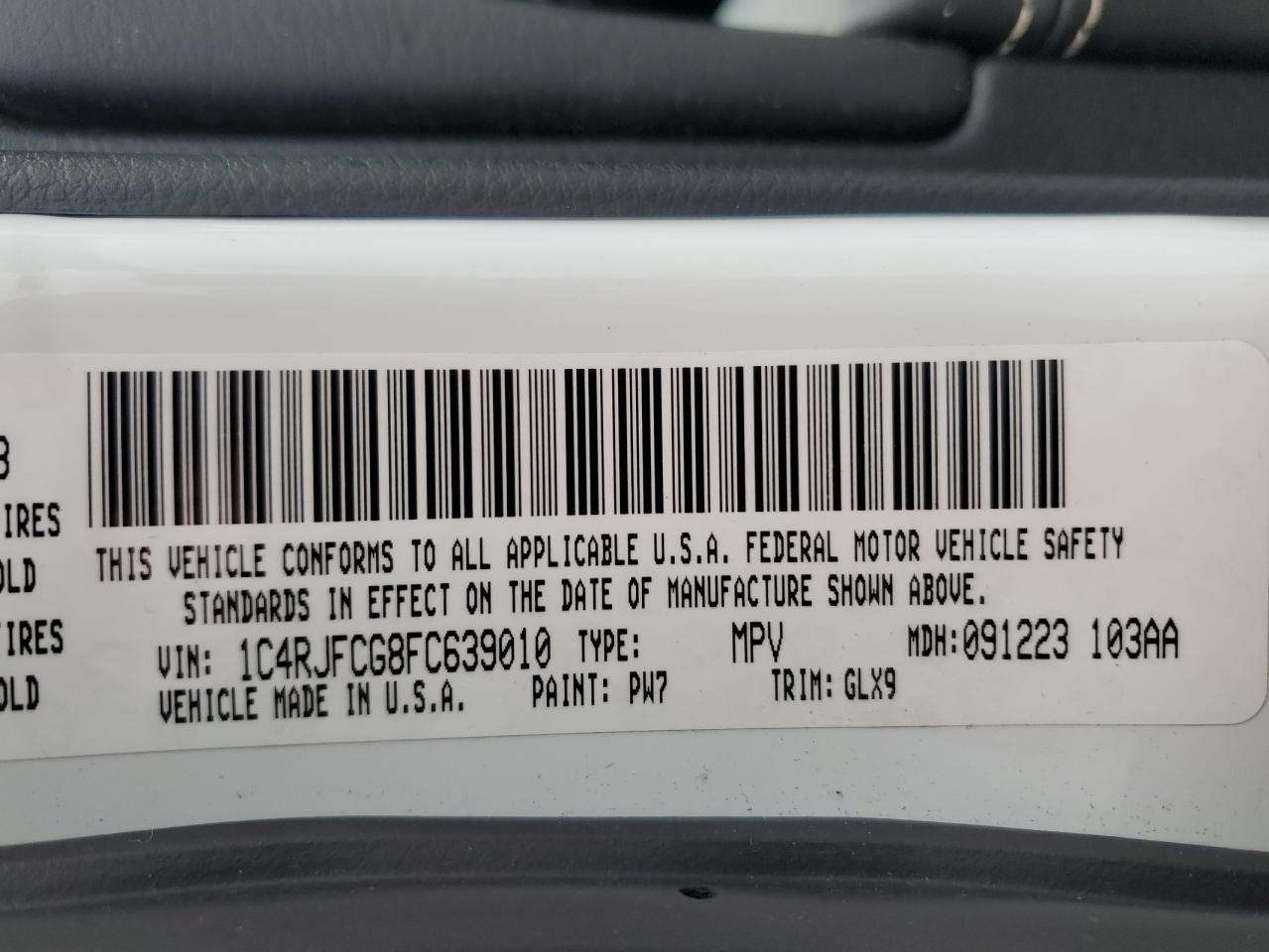 2015 Jeep Grand Cherokee Overland VIN: 1C4RJFCG8FC639010 Lot: 84939425