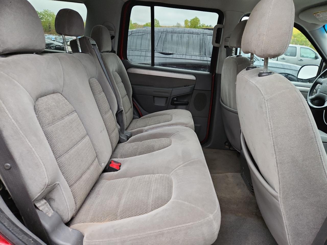 2004 Ford Explorer Xlt VIN: 1FMZU73K84ZA85636 Lot: 82129805