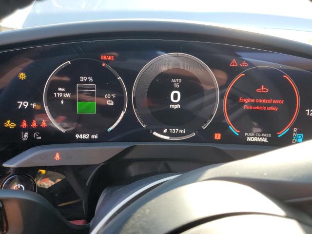 2025 PORSCHE TAYCAN 4S  