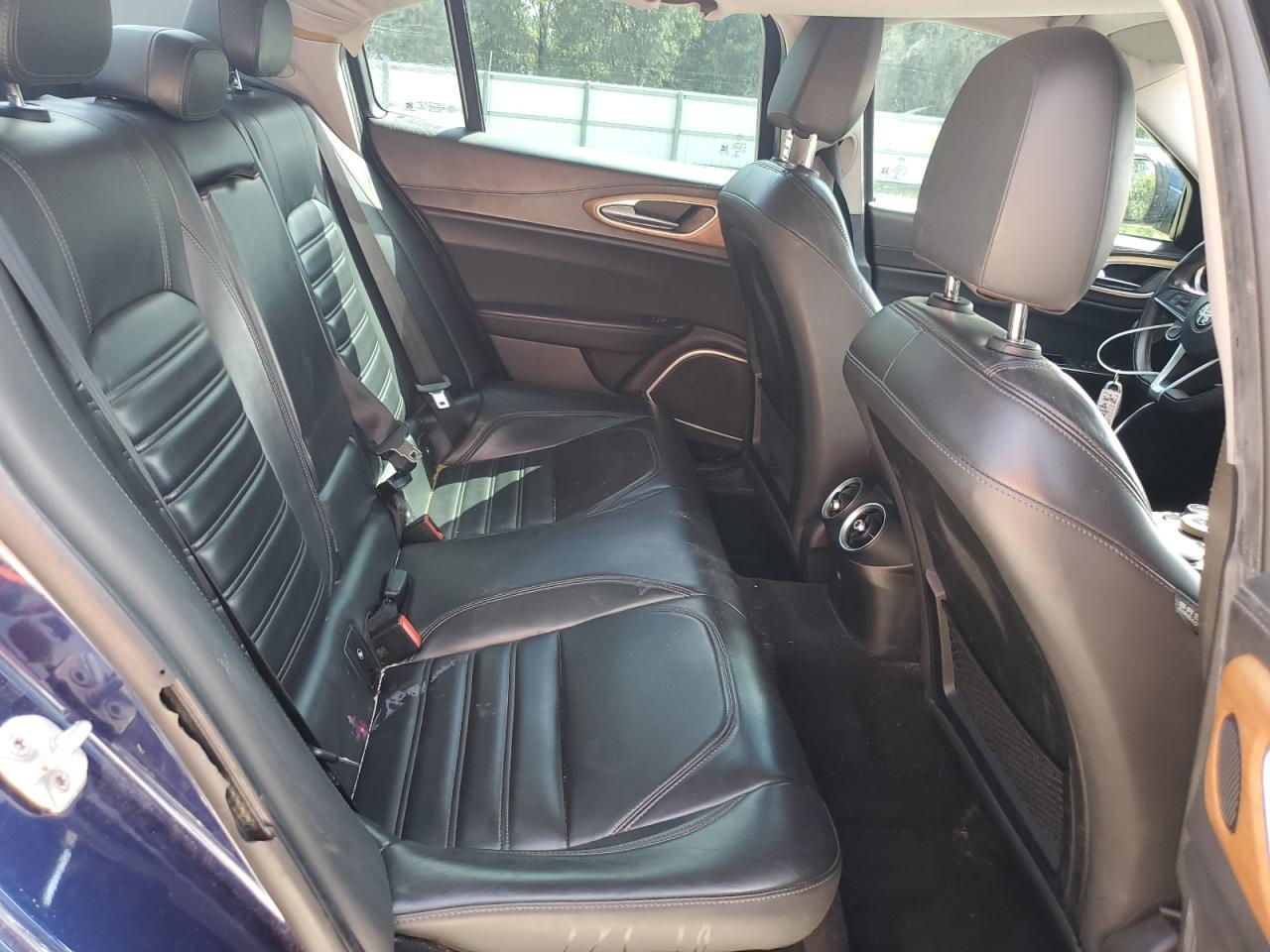 2017 Alfa Romeo Giulia Ti VIN: ZARFAECN1H7545225 Lot: 84455495