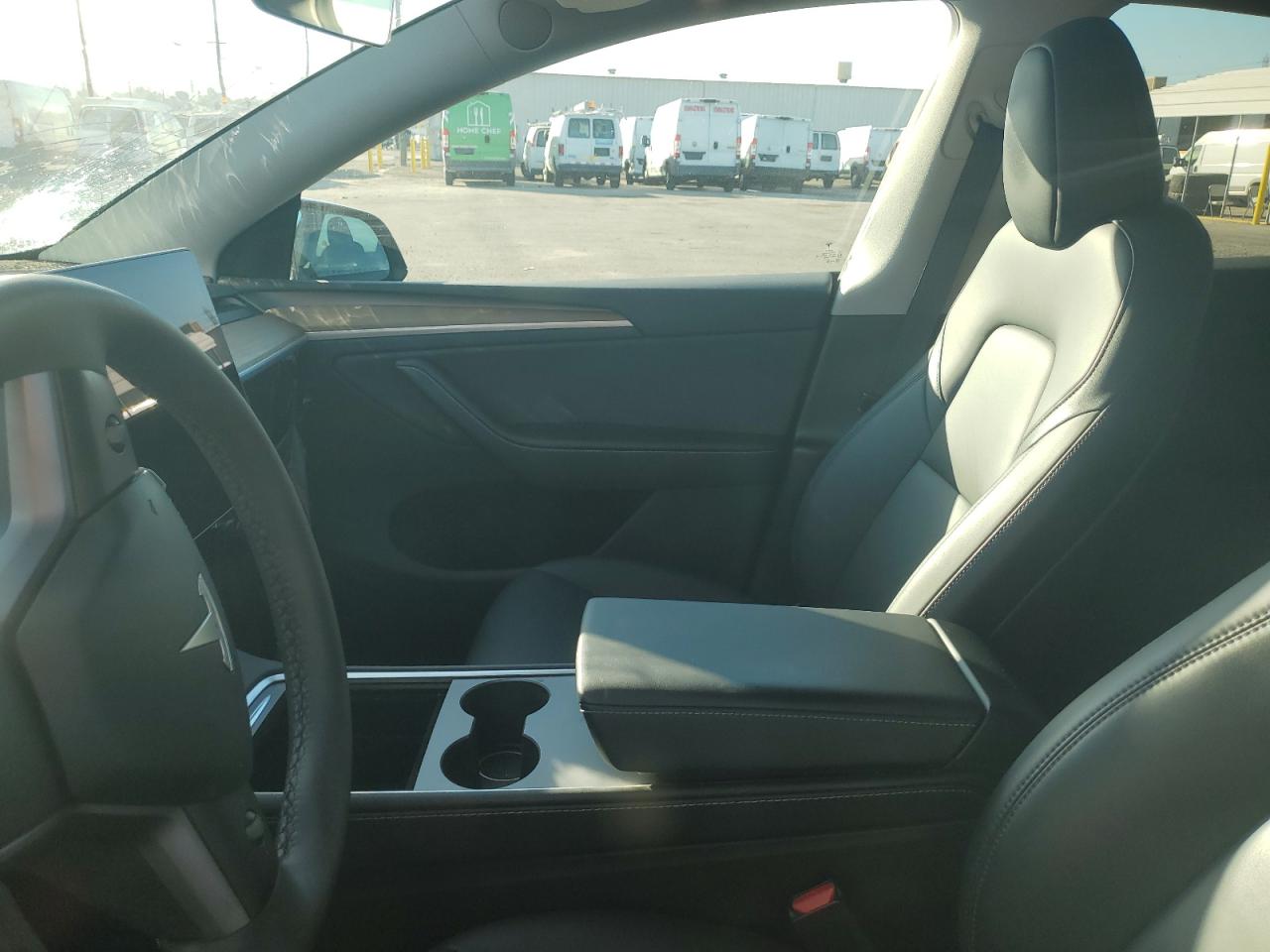 2023 Tesla Model Y VIN: 7SAYGDEE1PA210872 Lot: 90685975