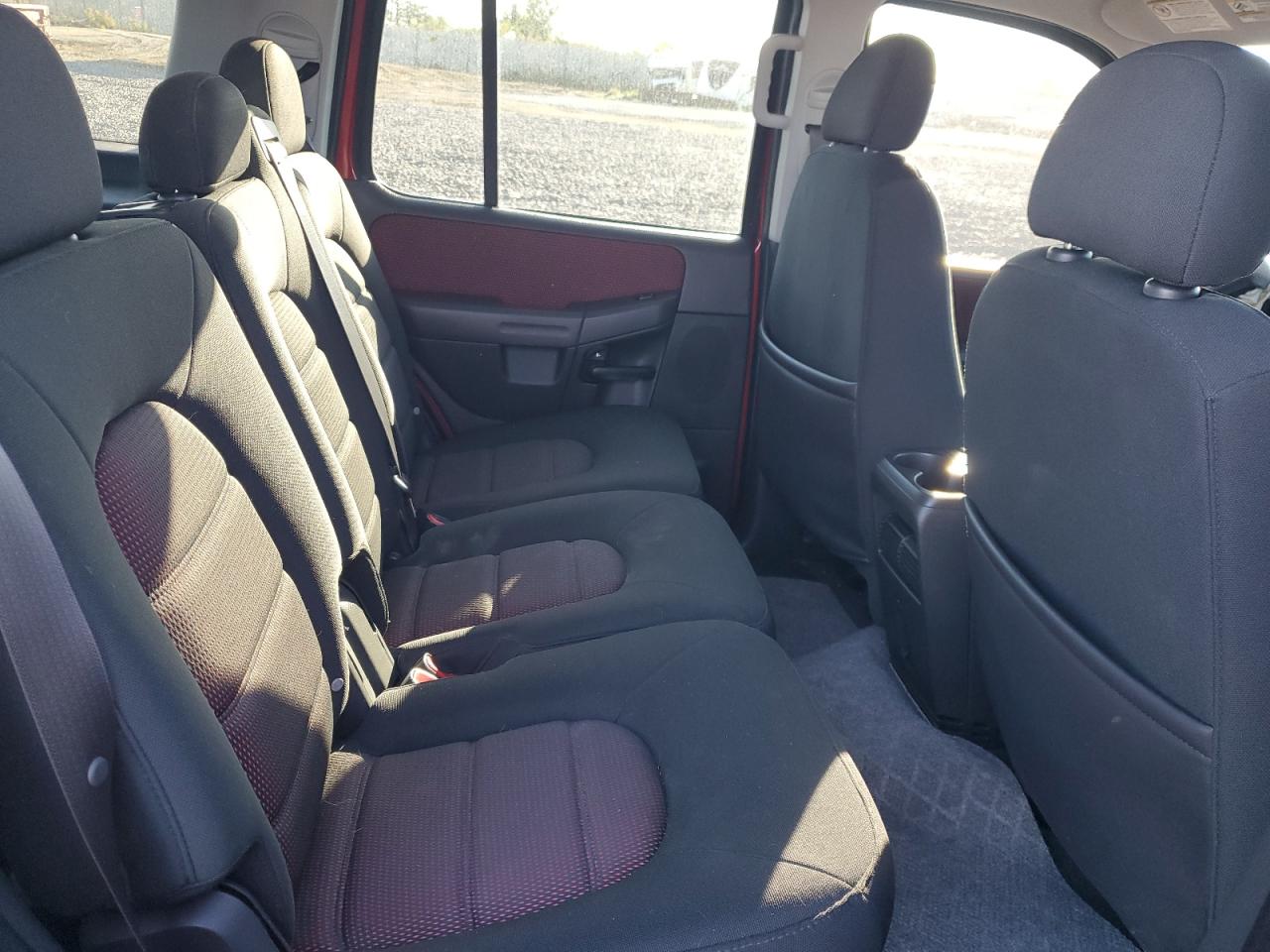 2005 Ford Explorer Xlt VIN: 1FMZU73K85UB87601 Lot: 82281855