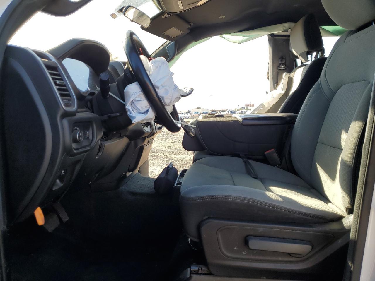 2022 Ram 1500 Big Horn/Lone Star VIN: 1C6RREBG6NN272770 Lot: 92933005