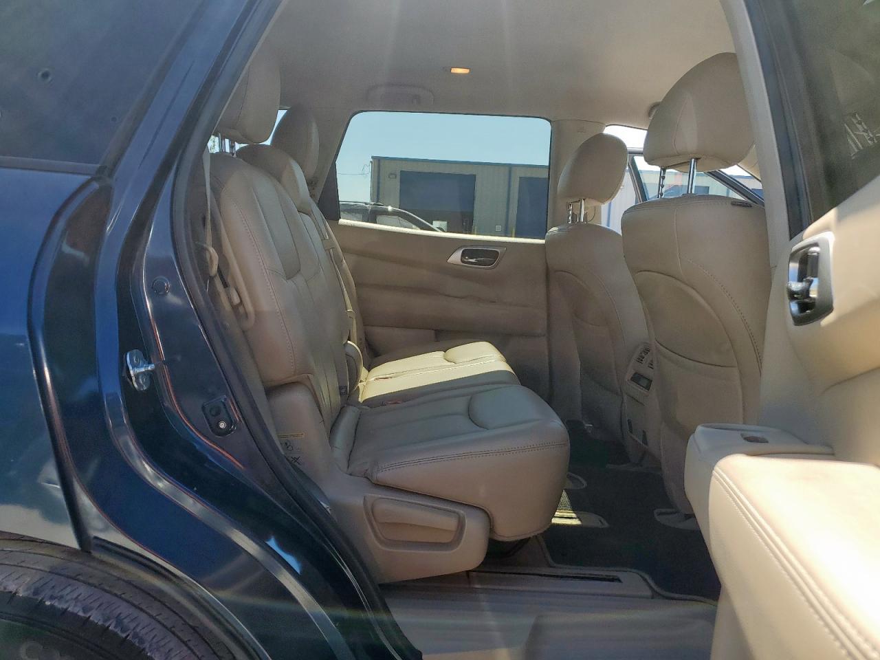 2014 Nissan Pathfinder S VIN: 5N1AR2MN3EC726402 Lot: 82215695