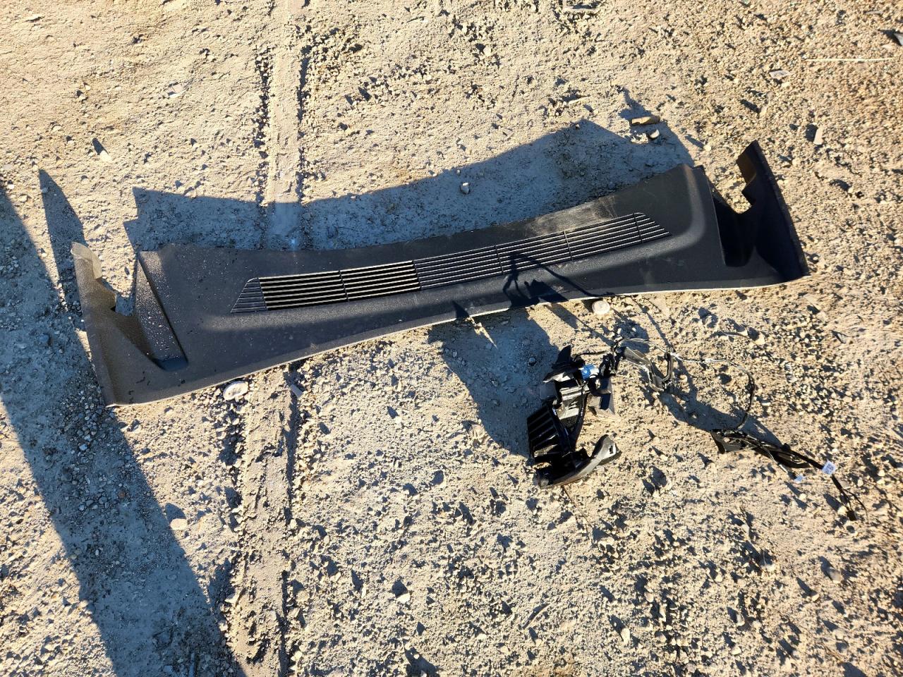 2025 Tesla Model 3 VIN: 5YJ3E1EA7SF065678 Lot: 90278745