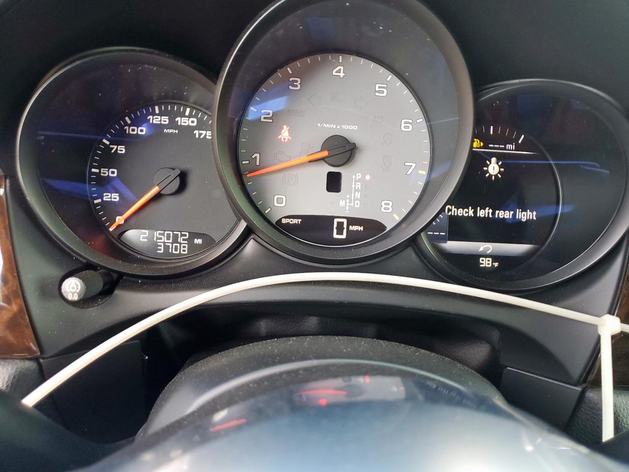 2016 Porsche Macan S VIN: WP1AB2A51GLB45933 Lot: 84063495