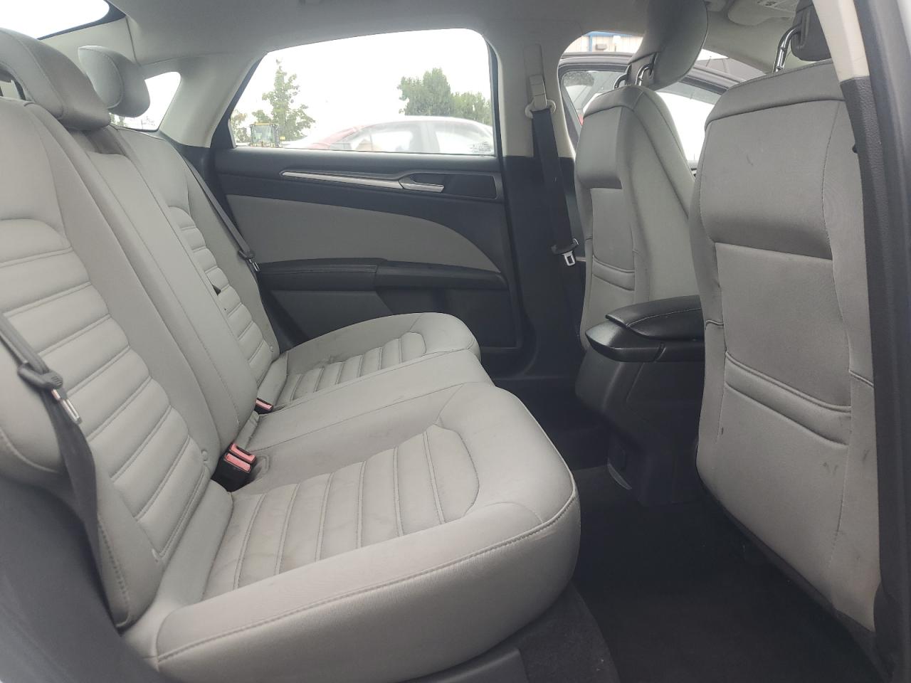 2013 Ford Fusion S VIN: 3FA6P0G7XDR328644 Lot: 81832165