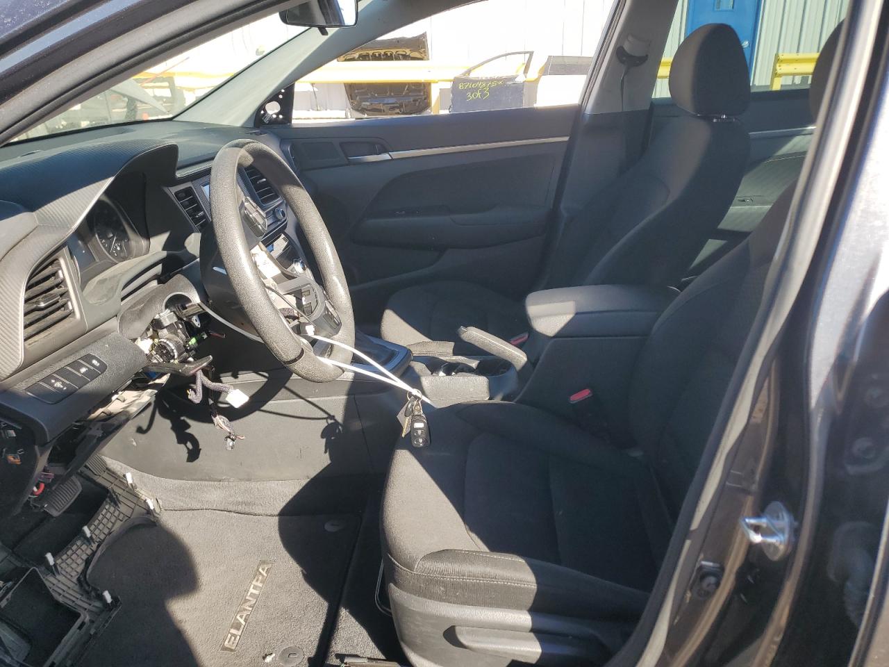 2020 Hyundai Elantra Se VIN: 5NPD74LF2LH598331 Lot: 82708865