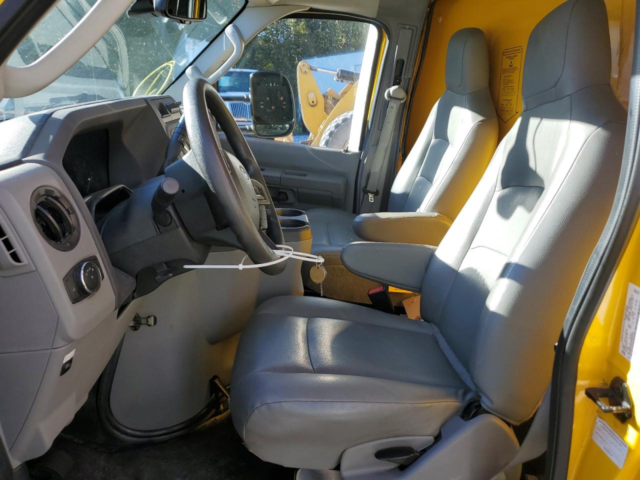 2023 Ford Econoline E350 Super Duty Cutaway Van VIN: 1FDWE3FN7PDD24335 Lot: 81634735