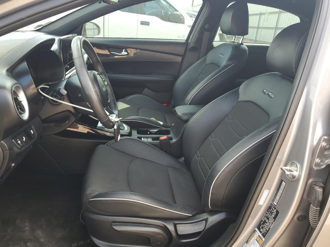 2024 Kia Forte Gt Line VIN: 3KPF54AD2RE786926 Lot: 82687935