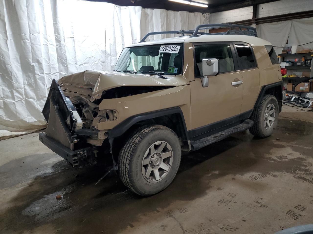 TOYOTA FJ CRUISER 2014. Lot# 82675155. VIN JTEBU4BFXEK185381. Photo 1