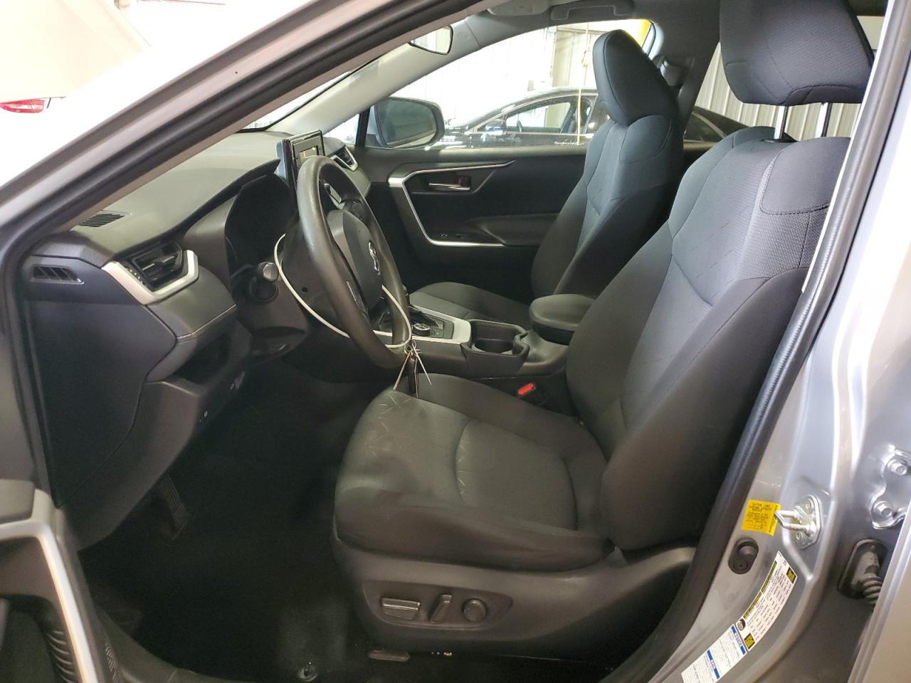 2020 Toyota Rav4 Xle VIN: 2T3RWRFVXLW077410 Lot: 89898675