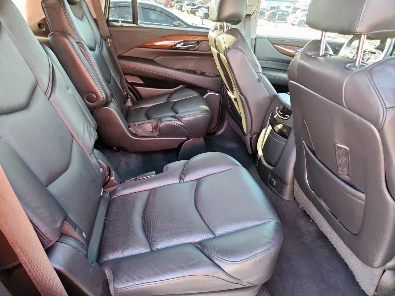 2019 Cadillac Escalade Premium Luxury VIN: 1GYS4CKJ8KR345452 Lot: 91029915