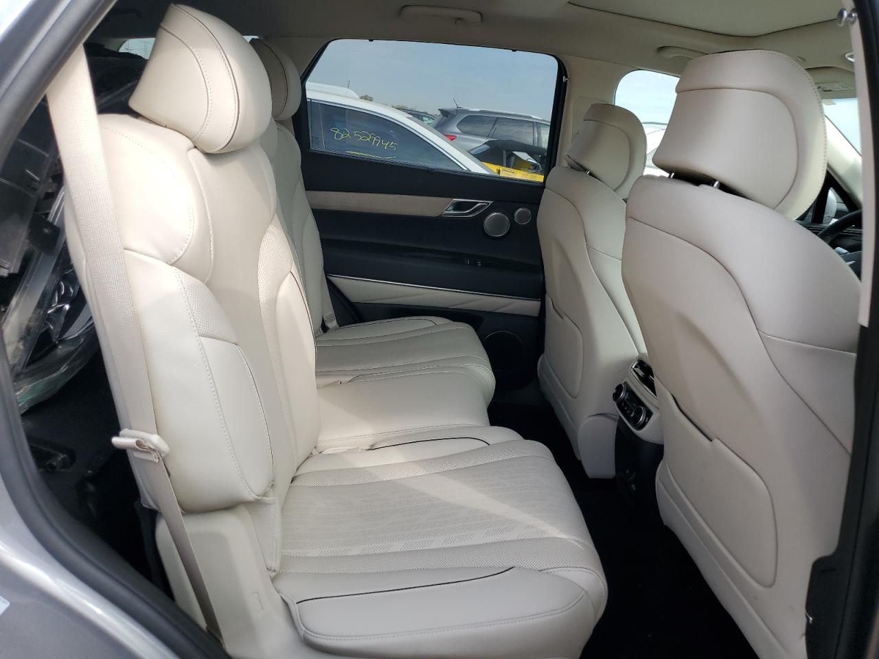 2024 Genesis Gv80 Base VIN: KMUHBDSB2RU194102 Lot: 82454675