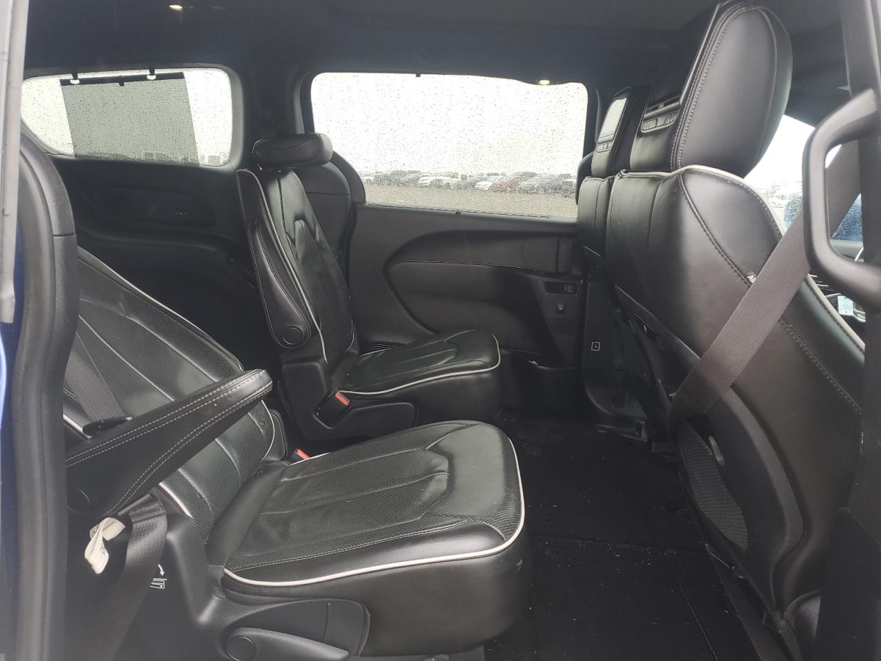 2019 Chrysler Pacifica Limited VIN: 2C4RC1GG4KR720353 Lot: 81036615