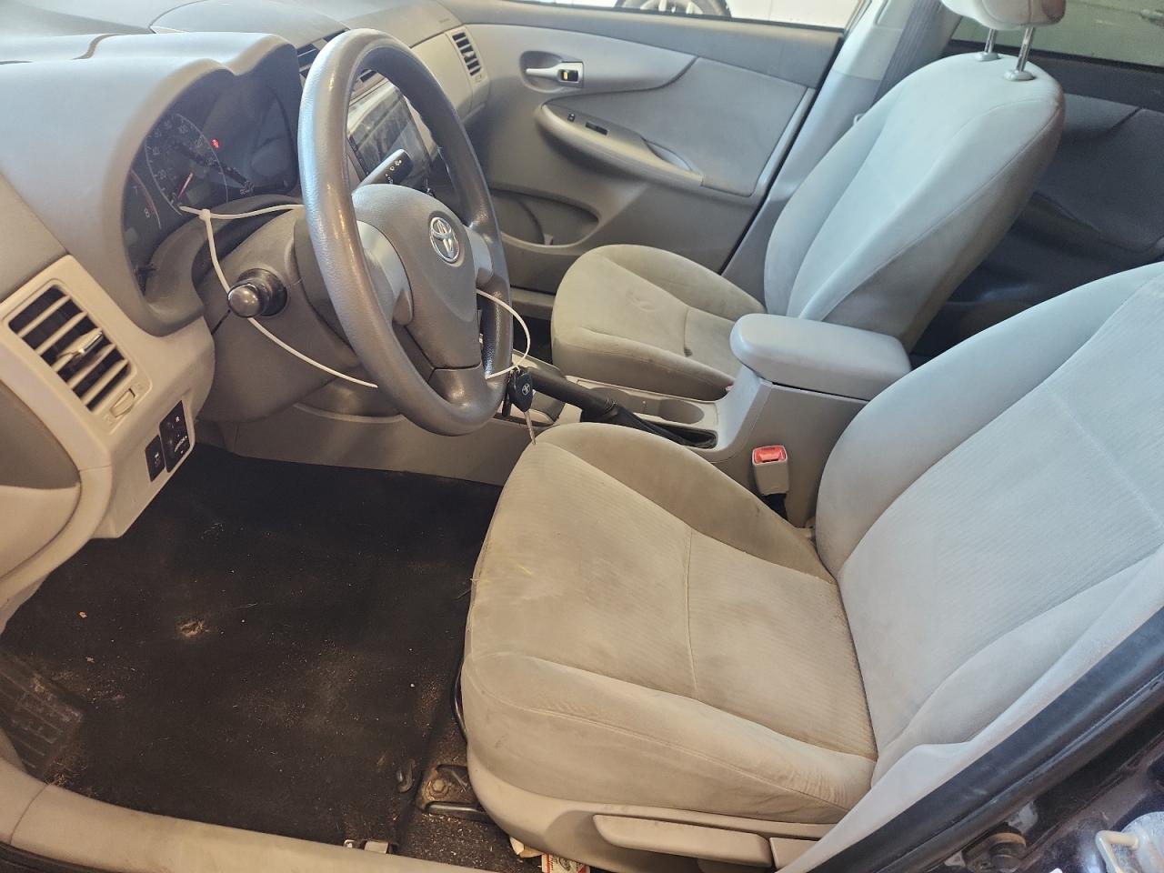 2010 Toyota Corolla Base VIN: 1NXBU4EE8AZ189835 Lot: 85002305