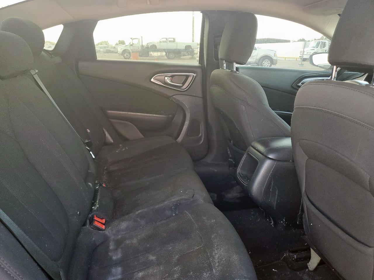 2016 Chrysler 200 Limited VIN: 1C3CCCAB7GN165115 Lot: 85730675