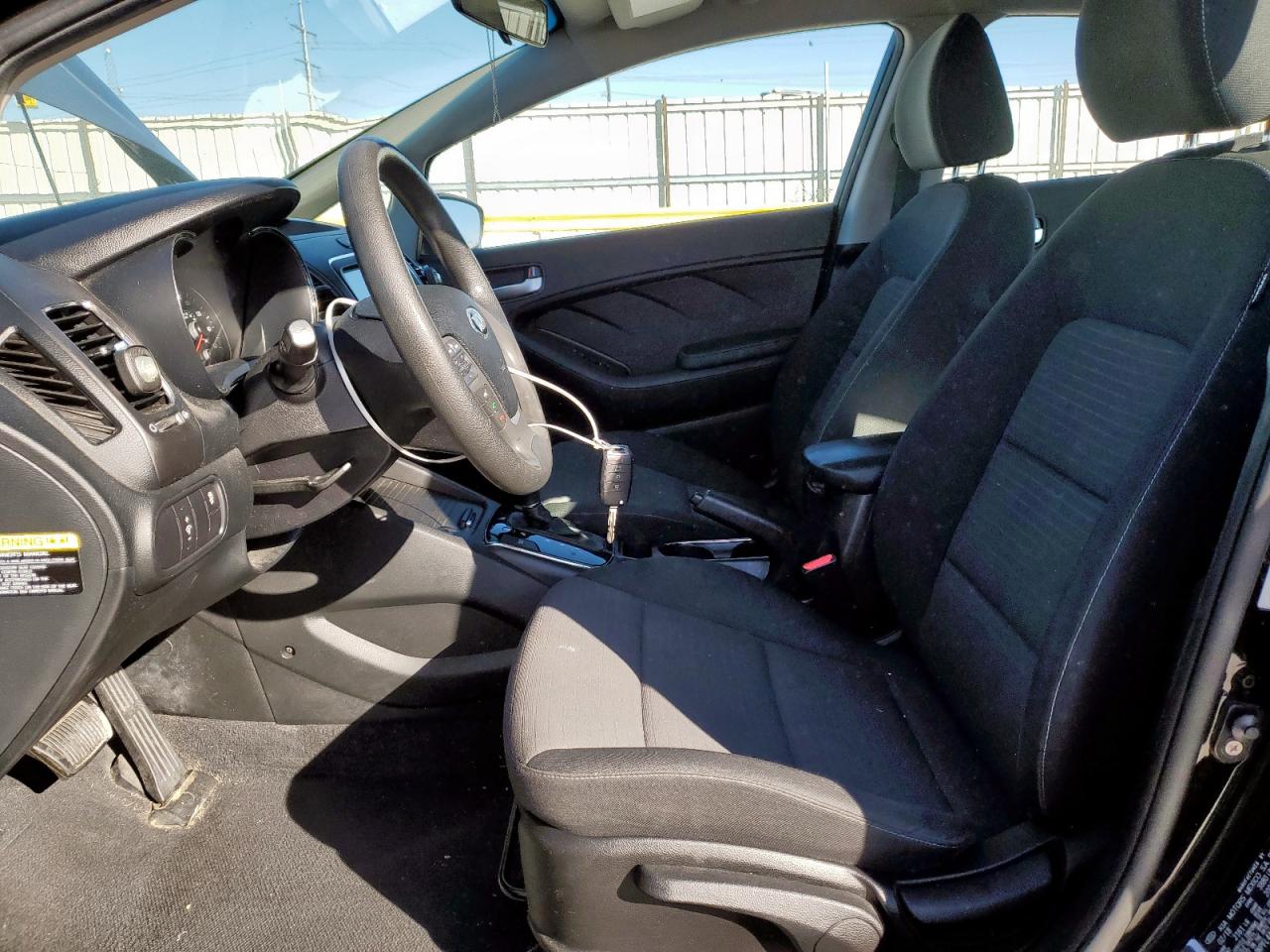 2018 Kia Forte Lx VIN: 3KPFL4A71JE242728 Lot: 82745045