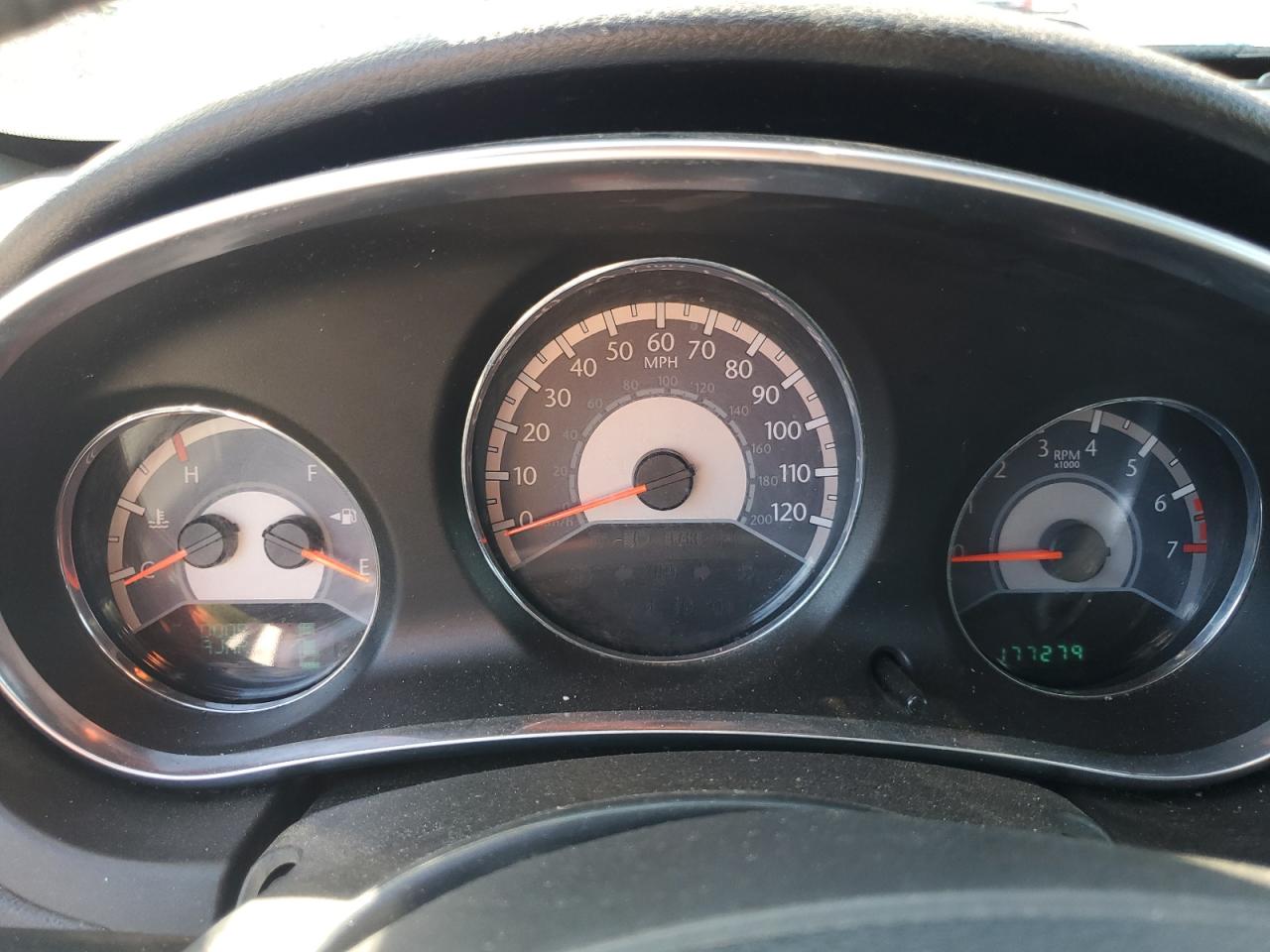 2013 Chrysler 200 Limited VIN: 1C3CCBCG3DN573321 Lot: 82495805