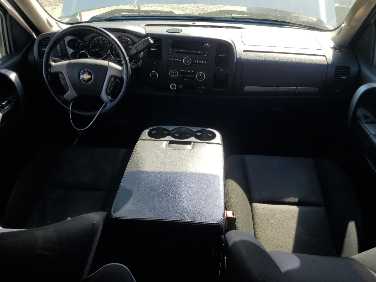 2010 Chevrolet Silverado K1500 Lt VIN: 1GCSKSE35AZ255631 Lot: 84522075