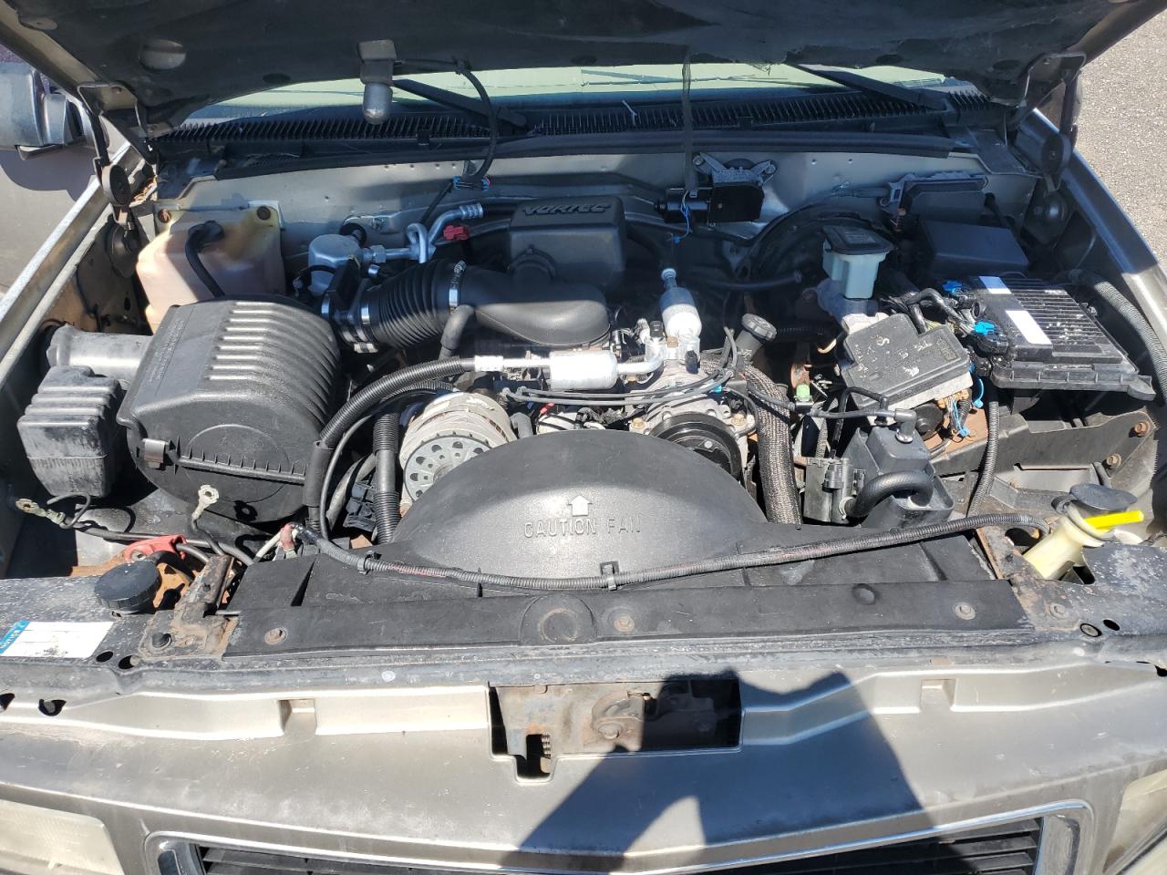 1998 GMC Yukon VIN: 1GKEC13R5WJ735562 Lot: 82457205