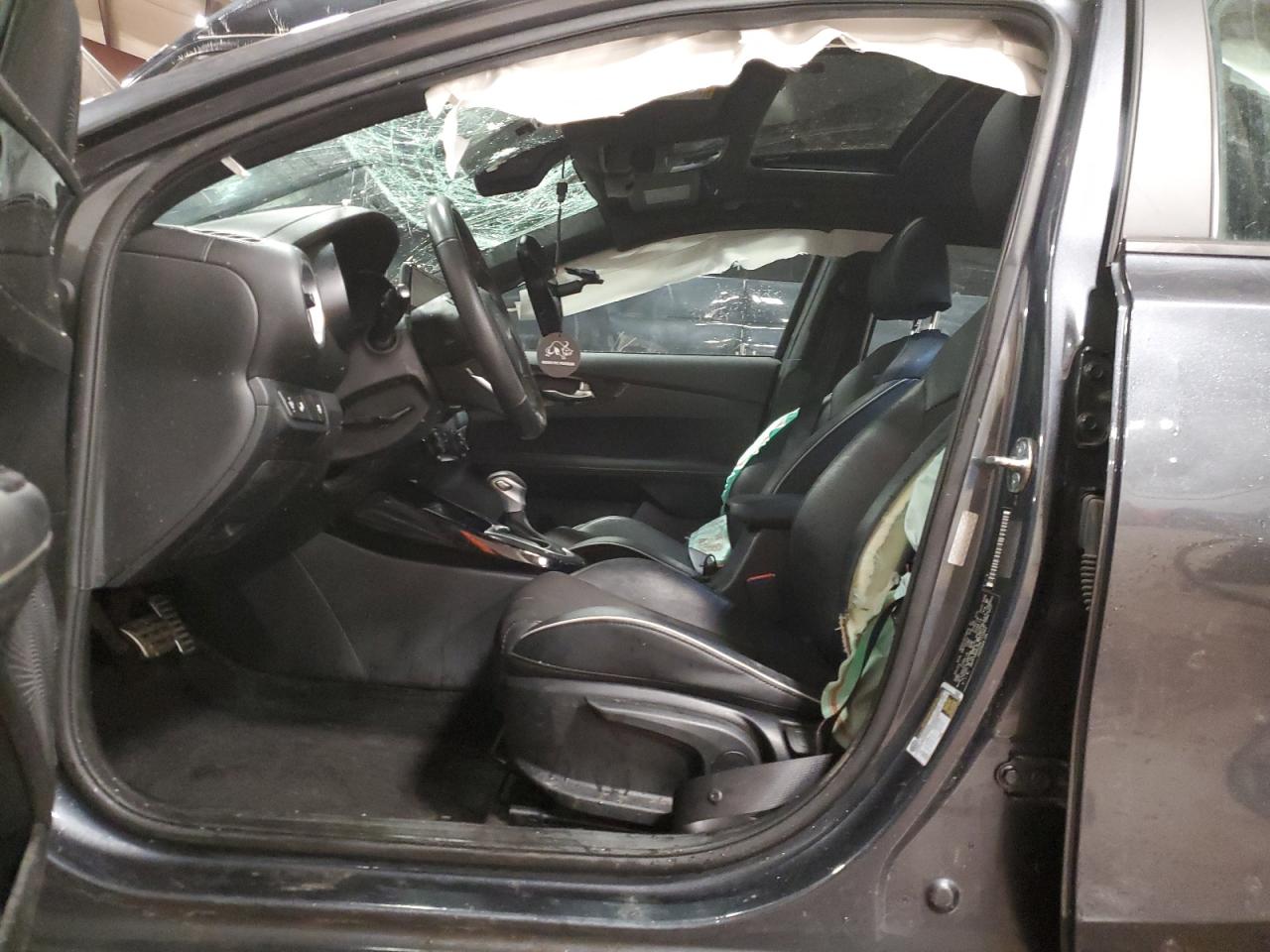 2024 Kia Forte Gt Line VIN: 3KPF54AD2RE713362 Lot: 82680615