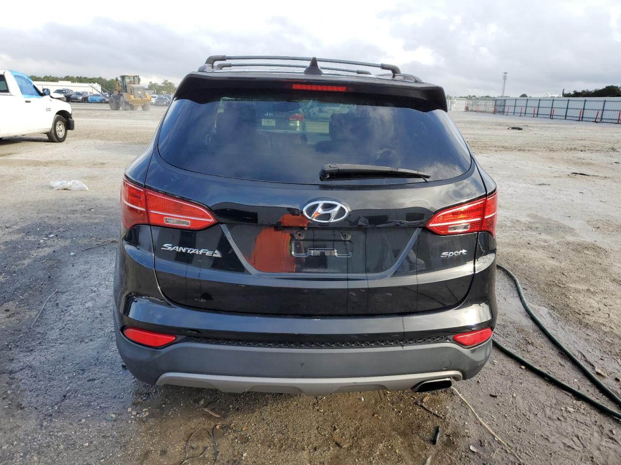 2016 Hyundai Santa Fe Sport VIN: 5XYZU3LB3GG319777 Lot: 85760675