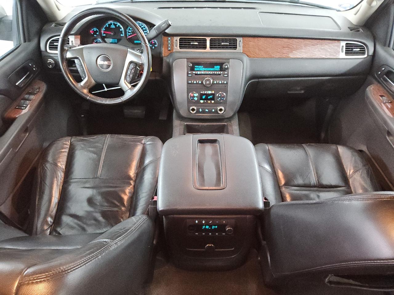 2007 GMC Yukon VIN: 1GKFC13J37J104616 Lot: 81301835