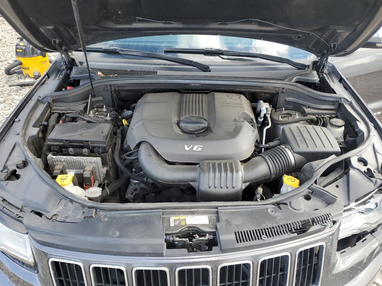 2015 Jeep Grand Cherokee Limited VIN: 1C4RJFBG0FC195722 Lot: 90237295