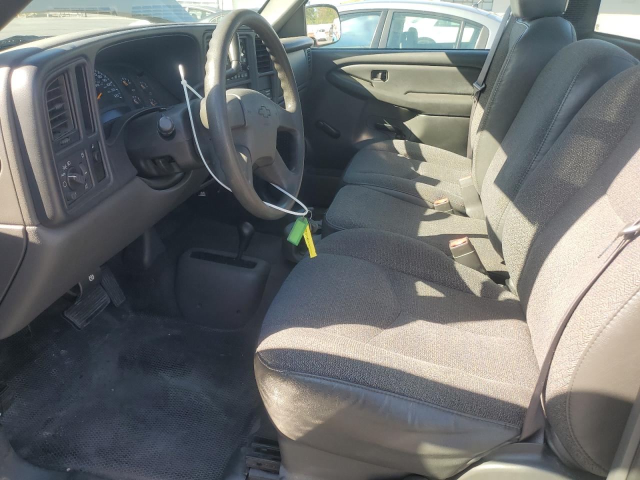 2004 Chevrolet Silverado K1500 VIN: 1GCEK14X84Z274321 Lot: 84877095