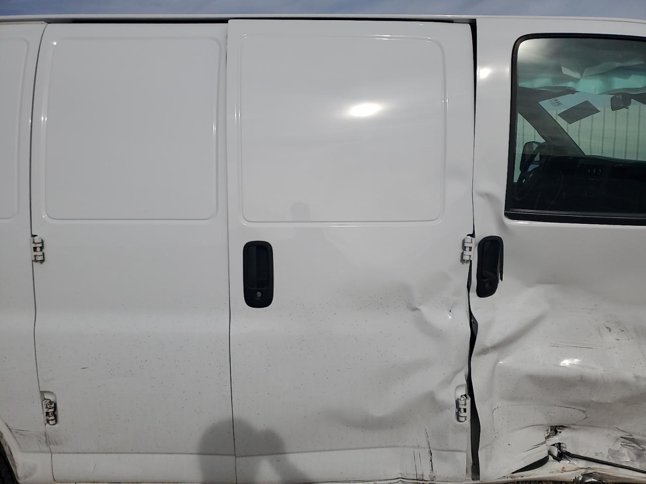 2019 Chevrolet Express G2500 VIN: 1GCWGAFP7K1370813 Lot: 89857575