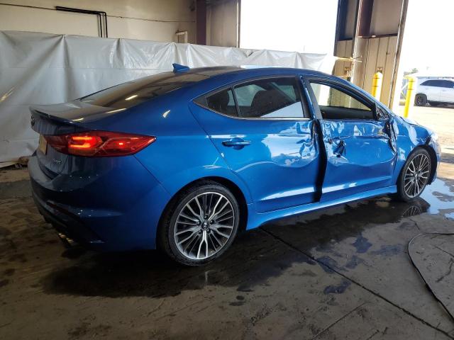  HYUNDAI ELANTRA 2018 Синий