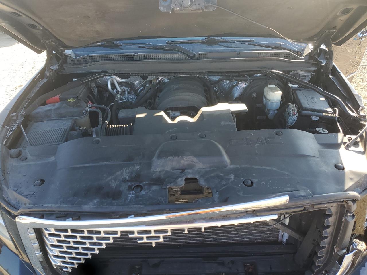 2016 GMC Yukon Xl Denali VIN: 1GKS2HKJ5GR321632 Lot: 90835395