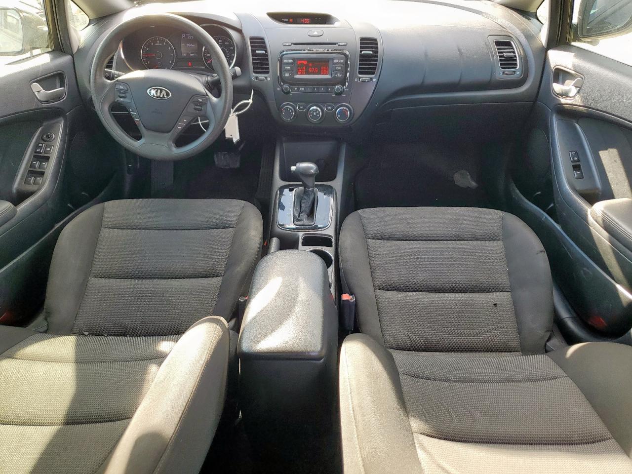 2017 Kia Forte Lx VIN: 3KPFK4A74HE041791 Lot: 82305795