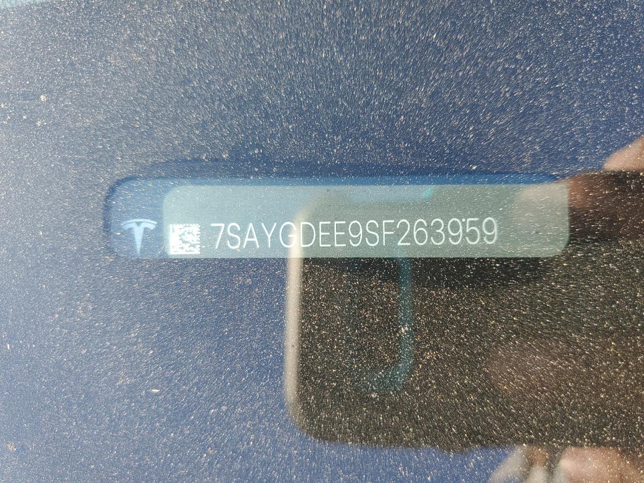 2025 Tesla Model Y VIN: 7SAYGDEE9SF263959 Lot: 85722855