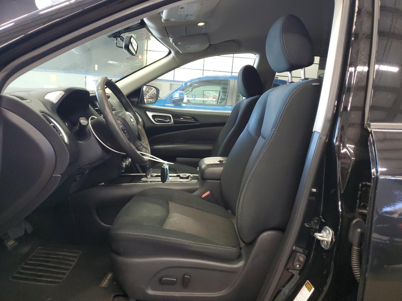 2019 Nissan Pathfinder S VIN: 5N1DR2MM0KC624815 Lot: 86122175