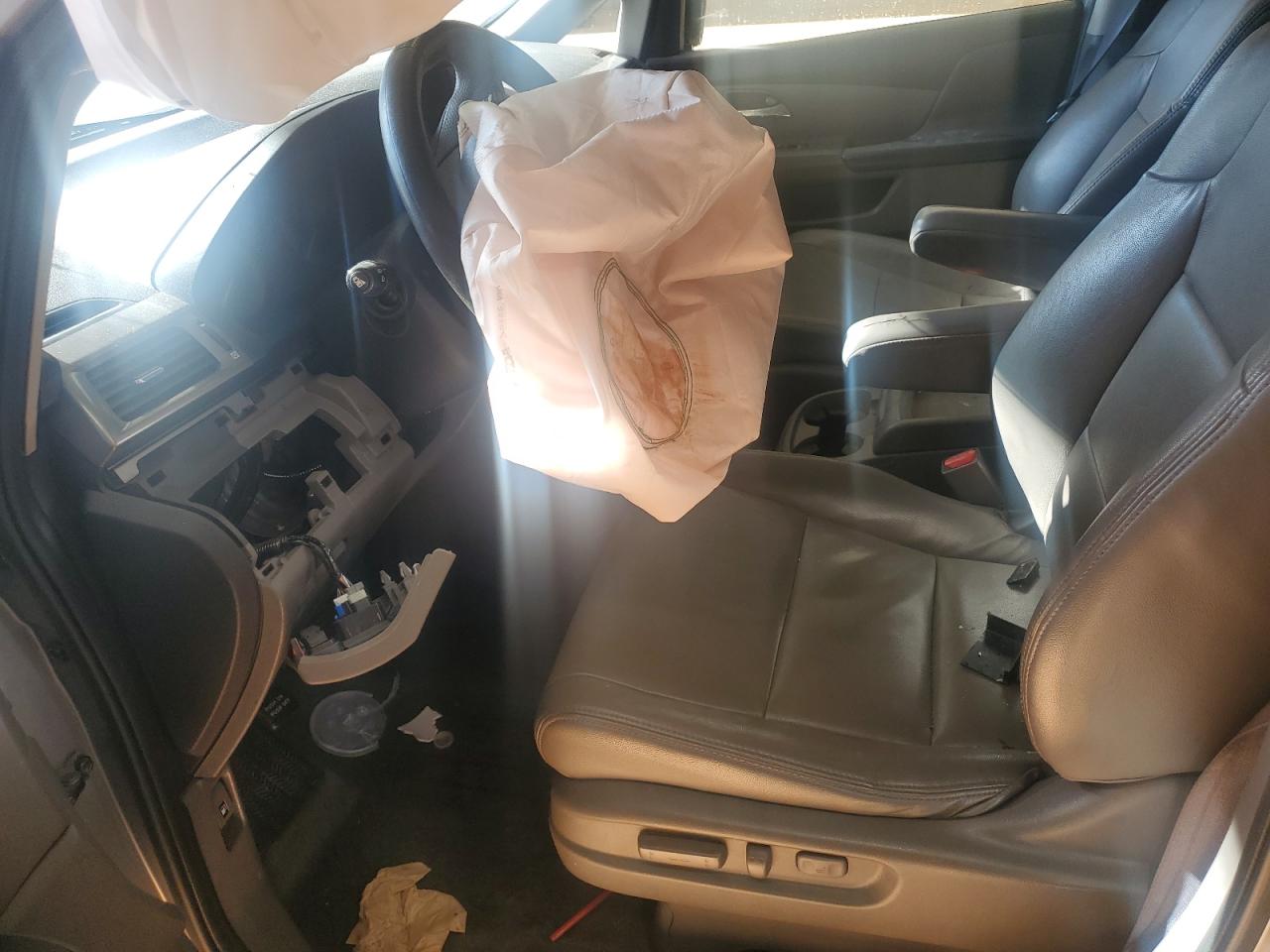 2016 Honda Odyssey Se VIN: 5FNRL5H30GB127000 Lot: 86301375