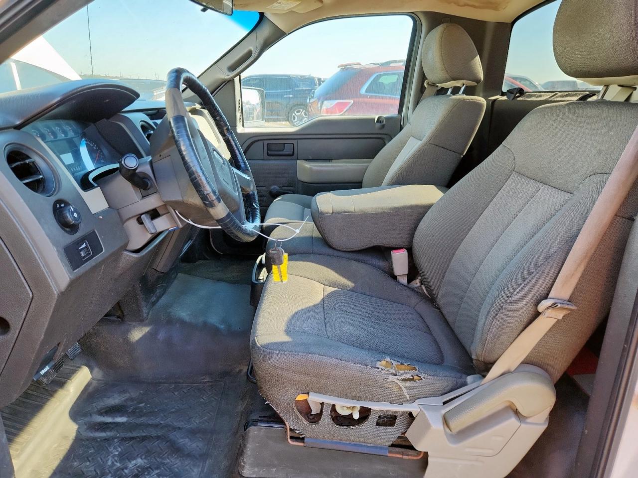 2010 Ford F150 VIN: 1FTMF1CW7AKB55379 Lot: 90828645