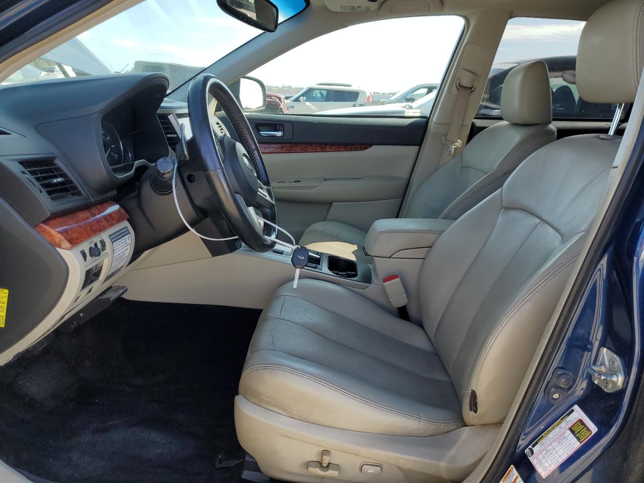 2011 Subaru Outback 3.6R Limited VIN: 4S4BRDLC8B2316566 Lot: 86056055