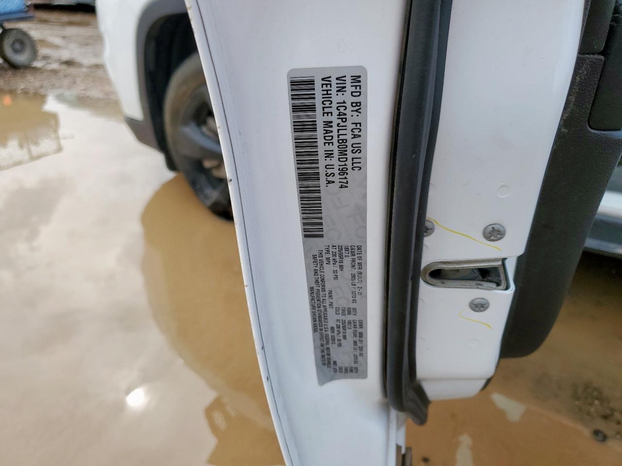 2021 Jeep Cherokee Latitude Plus VIN: 1C4PJLLB0MD196174 Lot: 85559105