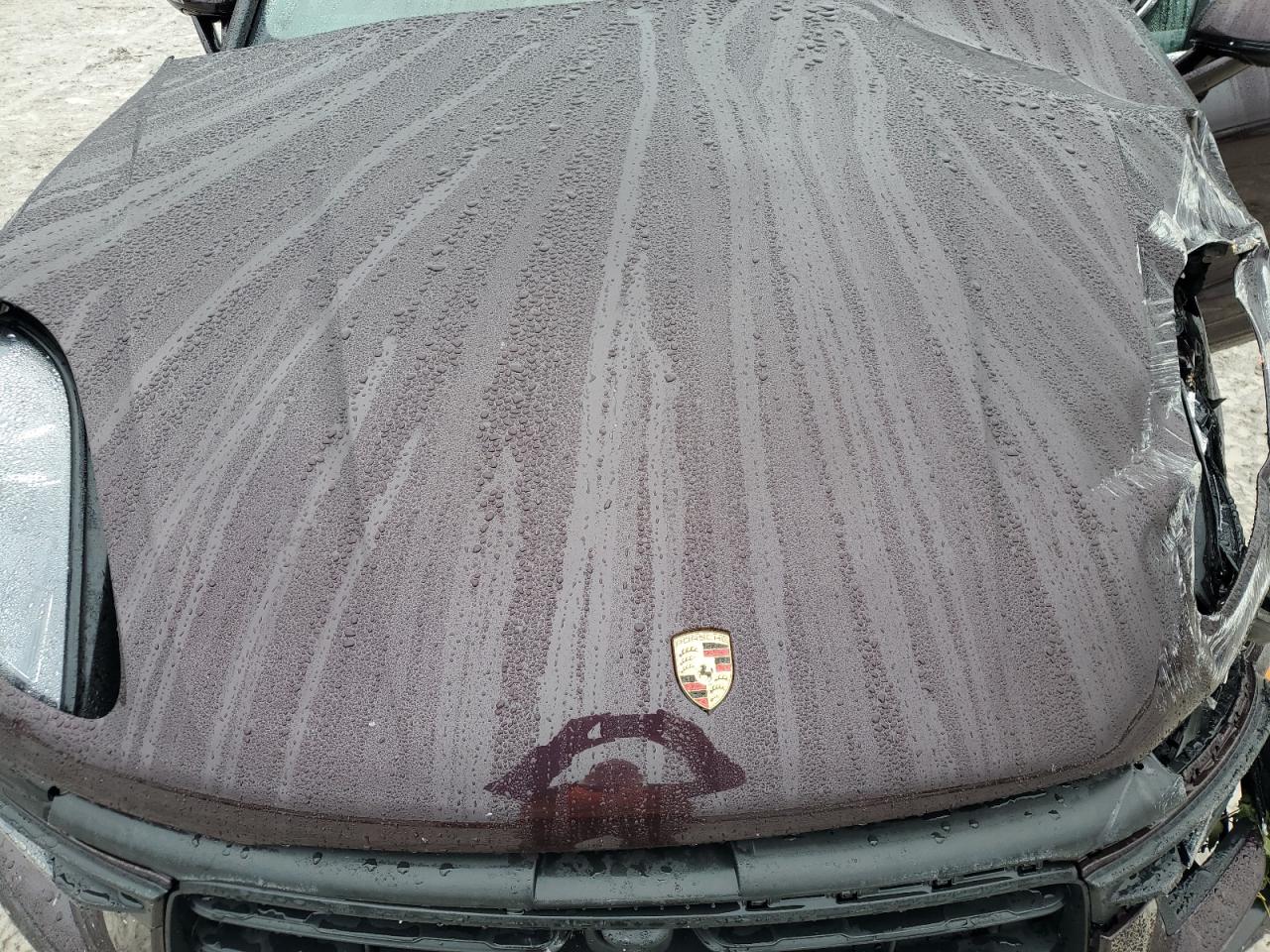 2024 Porsche Macan Base VIN: WP1AA2A56RLB01643 Lot: 85394875