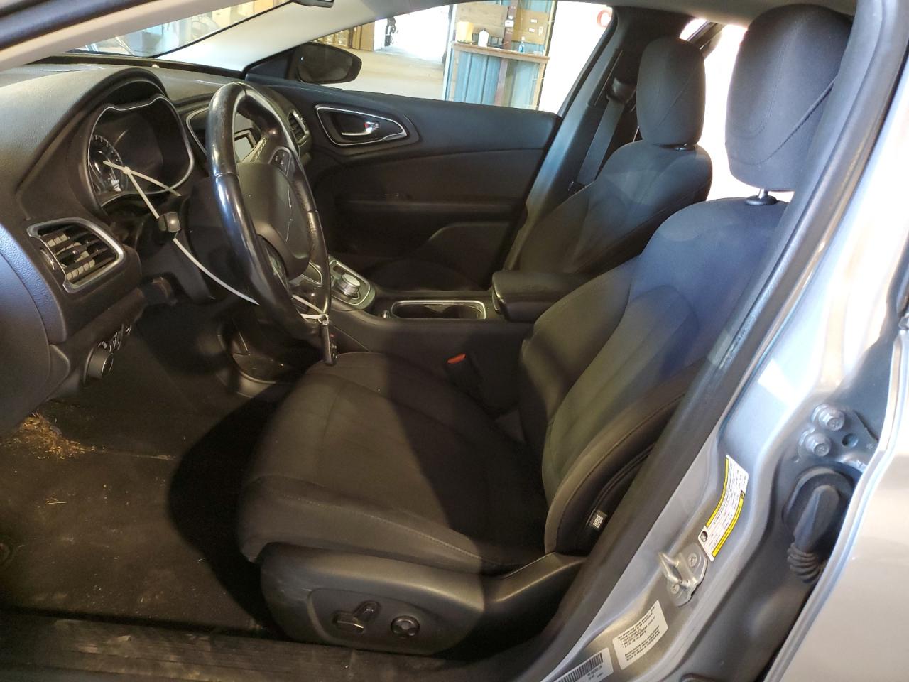 2015 Chrysler 200 Limited VIN: 1C3CCCAB3FN541999 Lot: 84935445